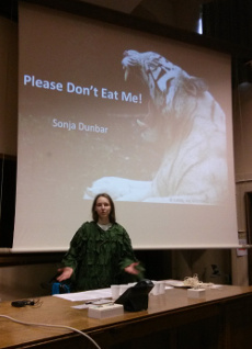 Sonja giving a talk at the Cambridge Science Festival